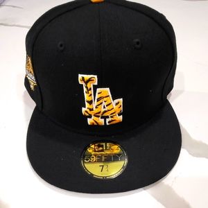 LA Dodgers New Era 59Fifty Tiger Print 1988 World Series champs